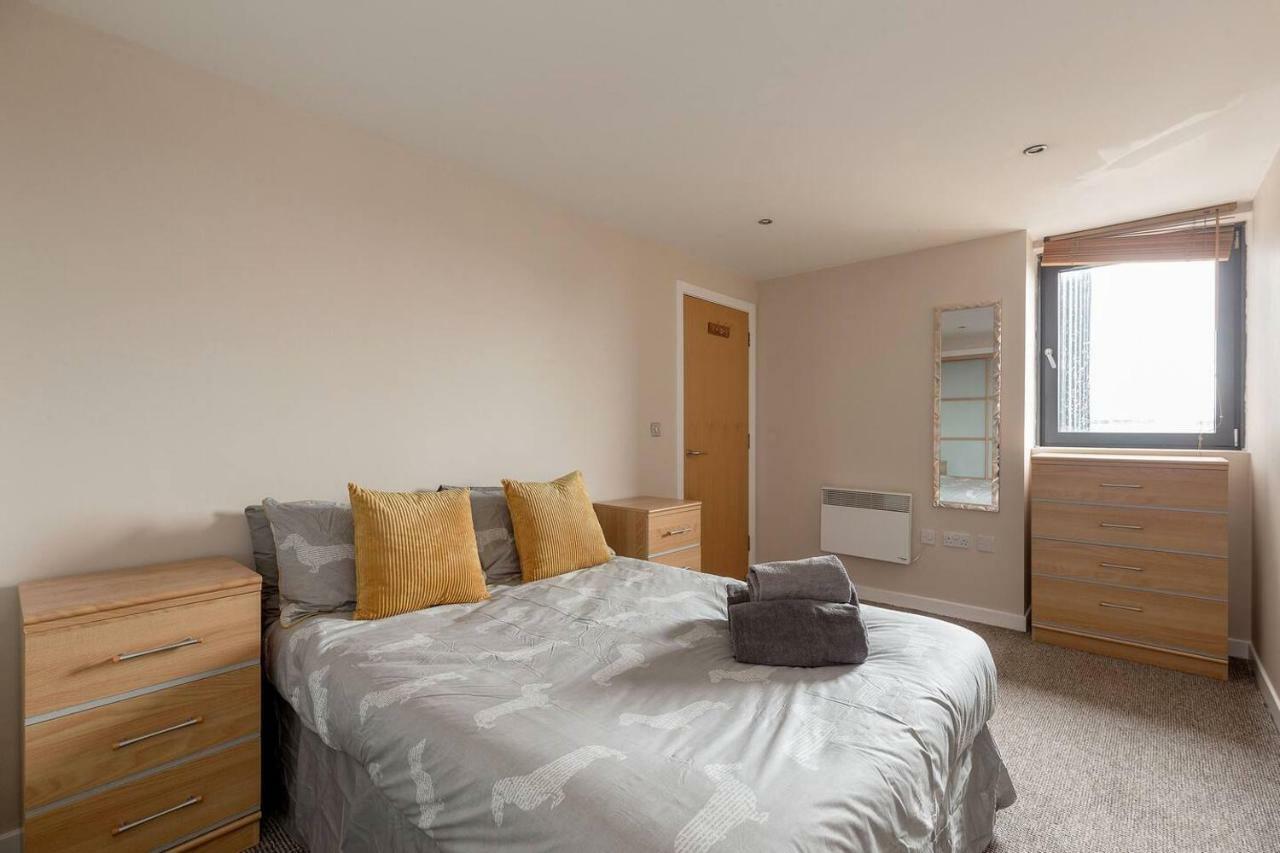 Modern Riverfront Apt. 10 Mins From Hydro/Secc — Photos 2